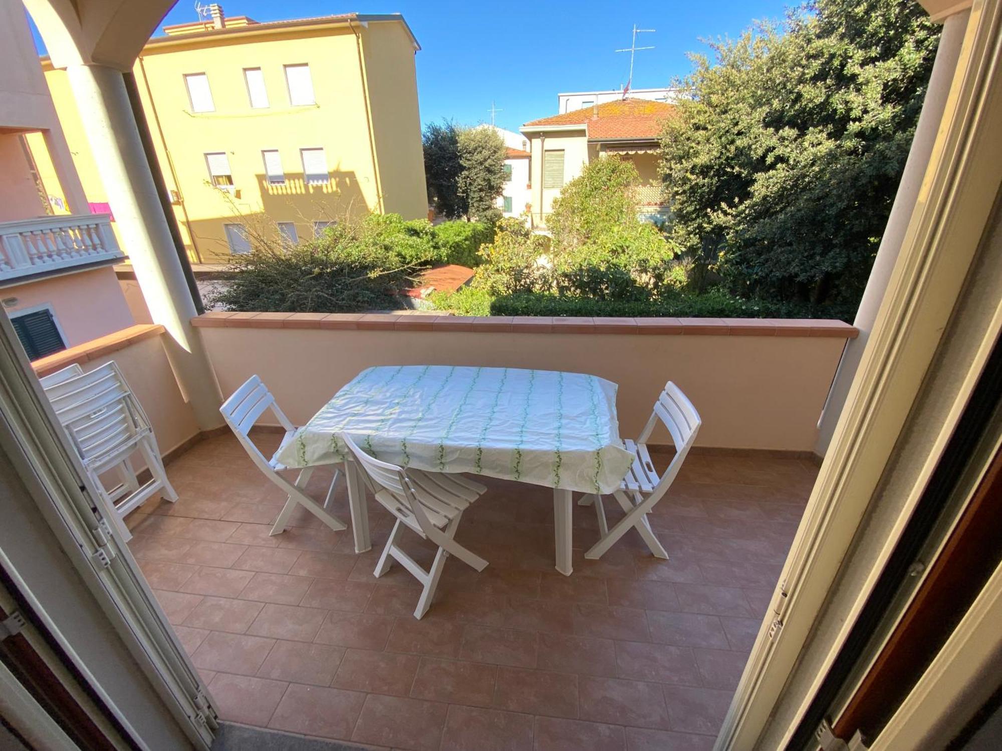 Villa Il Boschetto San Vincenzo Luaran gambar