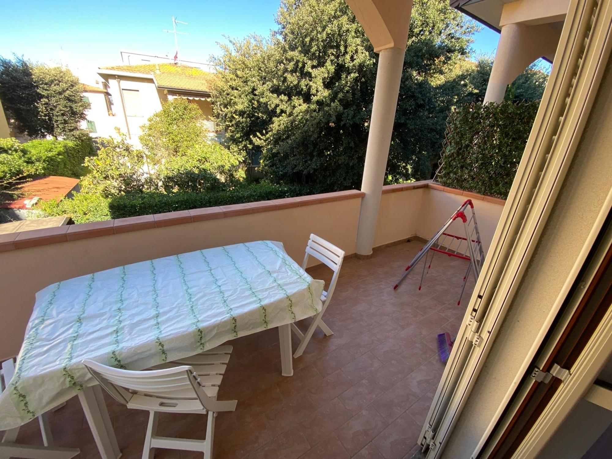 Villa Il Boschetto San Vincenzo Luaran gambar