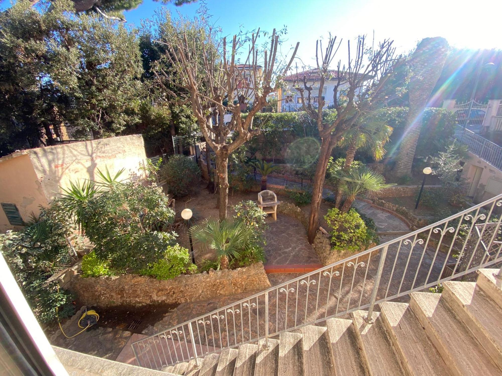 Villa Il Boschetto San Vincenzo Luaran gambar